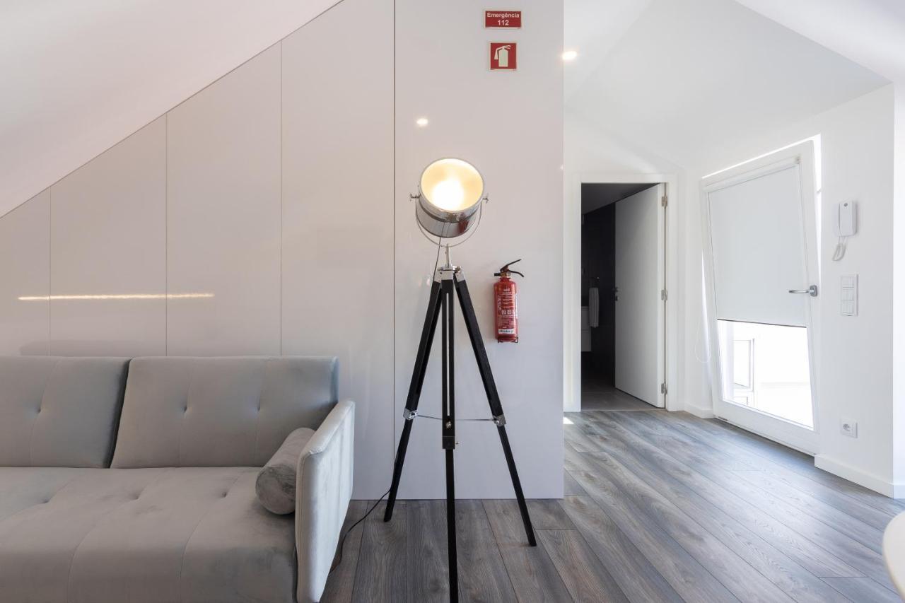 Dona Emilia Guest House & Studio Apartment Building เวียนา โด กัสเตโล ภายนอก รูปภาพ