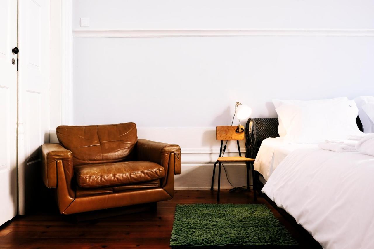 Dona Emilia Guest House & Studio Apartment Building เวียนา โด กัสเตโล ภายนอก รูปภาพ